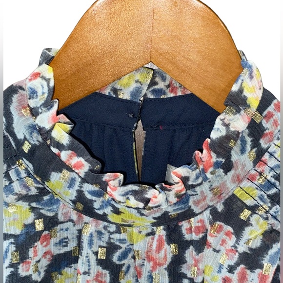 NWT LOFT Floral Smocked Ruffle Trim Top Size XS - Picture 8 of 13